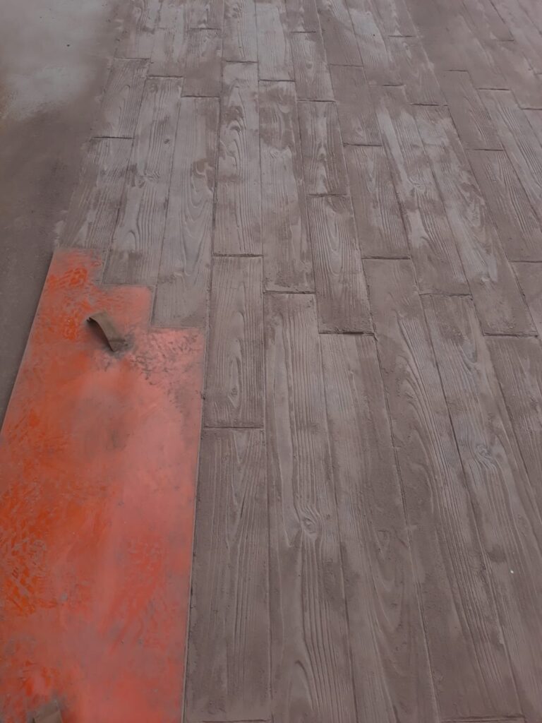 Beton amprentat Caracal